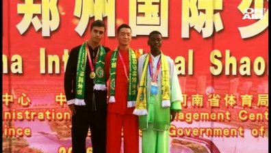 Бургаски ученик живя и тренира в Шаолин
