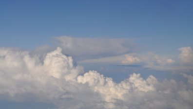 С по-добро контролиране на облаците ще се изваляват където е нужно над страната