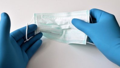 Всеки ден изхвърляме по 1,5 млн. тона отпадъци от маски, ръкавици, престилки