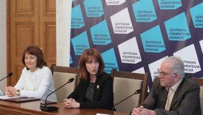ЦИК отхвърли жалбата срещу Стефан Янев, определи я като неоснователна
