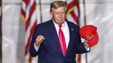 Тръмп заведе дело срещу правителството на САЩ след обиска