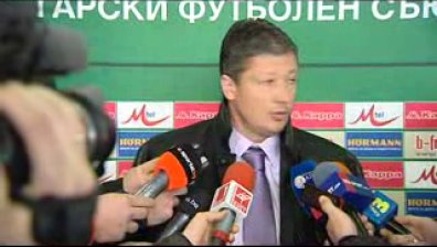 Пенев ще пробва нова схема на игра срещу Унгария