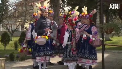 Лазарова събота: Ходи се на гробищата, а за девойките, които пеят - сватба