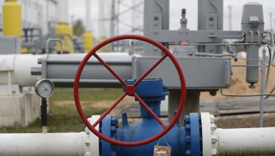 Газът отново се превръща в риск за световната икономика. Трябва ли да се тревожим за цената му?