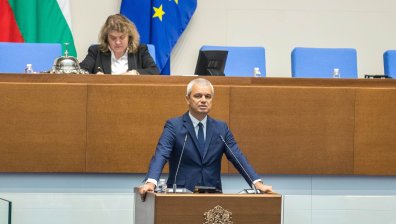 Вотът на недоверие обедини опозицията: "Подкупи, пране на пари, компромати"