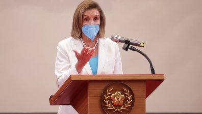 Пелоси приветства Тайван като "едно от най-свободните общества в света"