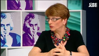 Поредицата портретни интервюта продължава с журналистката Копринка Червенкова