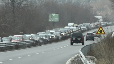 Дълги ремонти на входа на София през "Княжево" и Владая - ето как ще преминаваме