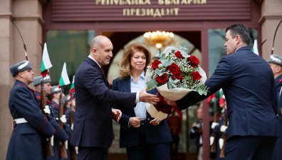 Експертите не очакват изненади в екипа на Радев, няма време за нова партия