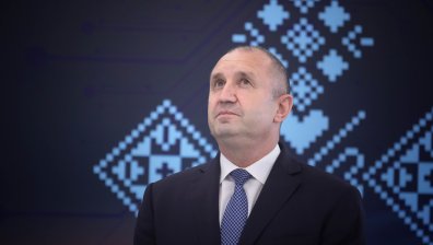 Радев: Системата за ранно предупреждение за бедствия трябваше да работи от 1 септември