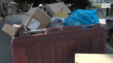 Препълнени кофи с боклук разгневиха варненци, ДАНС проверява договора на общината