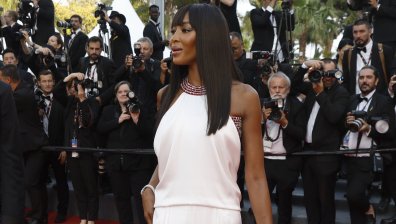 "Никога не е късно да станеш майка": Модната икона Наоми Кембъл се похвали с втора рожба