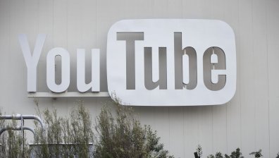 YouTube предизвиква забрана в Русия, расте напрежението между Google и Кремъл