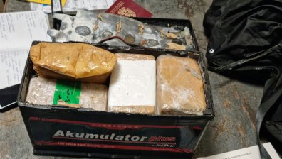 Митничари откриха близо 5,7 кг хероин, укрит в акумулатор