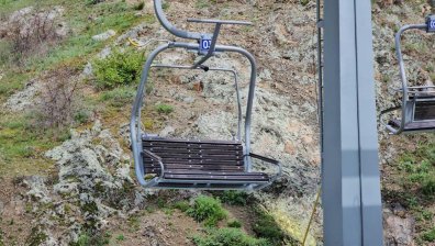 Двама мъже пострадаха при инцидент на въжения лифт над Сливен