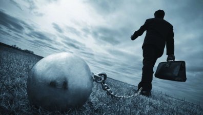 Пирамидата на дълговете