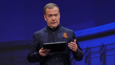 Дмитрий Медведев: Никое бомбоубежище няма да предпази от руско оръжие