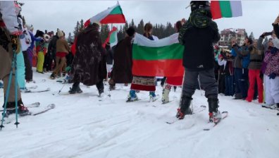 В Пампорово скиори ще се спускат с носии за празника (+Видео)