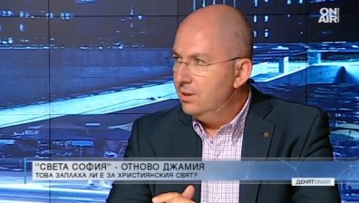 Целта на Ердоган - признание в една по-ислямска Турция
