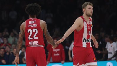 Везенков и "Олимпиакос" записаха разочароваща загуба в Евролигата