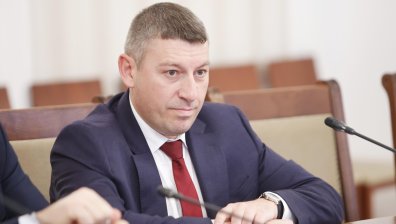 Деньо Денев отрече за тайни срещи с политици и оказван натиск