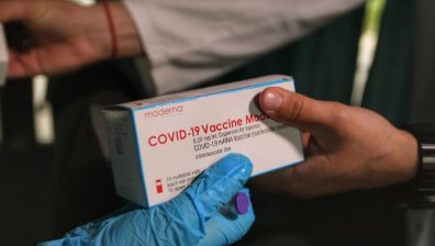 И Щвеция спира ваксинирането с Moderna сред младежи