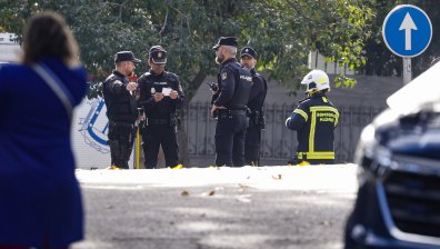 Трима загинали в Испания, след като автобус се вряза в пешеходци