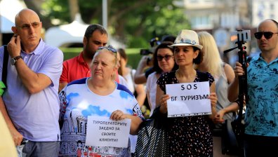 Туроператорите си поискаха обещаните 16 млн. лв: На ръба на оцеляването сме!