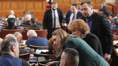 Отхвърлиха предложението за създаване на временна комисия за Ковид мерките