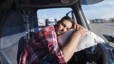Затвор и до 30 000 евро глоба, ако спим в колата си в тази държава