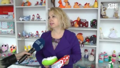 "Нарисувай ми усмивка": Онкоболни изработват играчки и сувенири