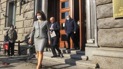 Изтича срокът за регистрация на партиите в ЦИК