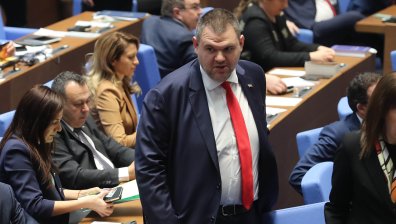 Пеевски: Ако ПП-ДБ са сериозни политици, а не дечица, ще направят явна коалиция