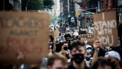 Кметът на Ню Йорк отмени полицейския час в града