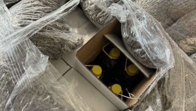 Хванаха 3220 л контрабанден зехтин на "Капитан Андреево"