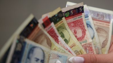 Потребители ще се принудят да преизчислят семейния бюджет заради високите сметки за ток