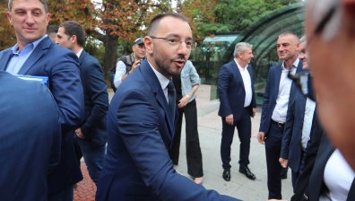 Хекимян разкритикува плана на МФ за "донос - бонус": Това е добре познат маниер на Държавна сигурност