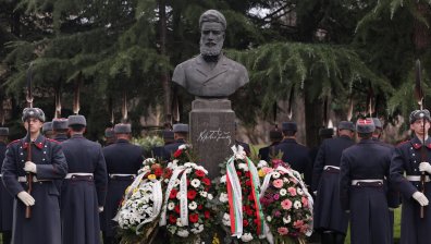 2 юни - България почита Христо Ботев и загиналите за свободата ни