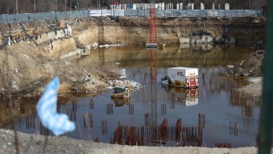 Строежът "Дупката" застрашава от свлачище булевард в Студентски град