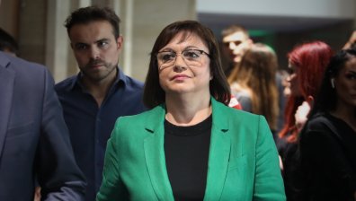 Нинова: Падането на кабинета зависи от ГЕРБ и ДПС