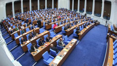 Депутатите отхвърлиха ветото на Радев върху Закона за отбраната