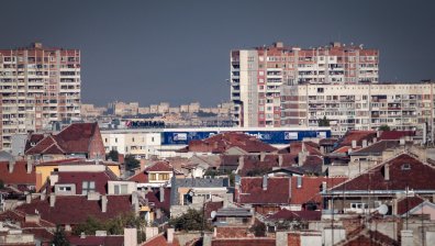 Прокуратурата настоя за постоянен арест на обвинените в имотни измами