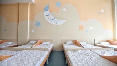 Приемът в детските градини в София: Промени в 12 без 5 доведоха до хаос и объркани родители