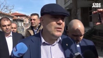 Гешев за къщата в Барселона: Не делим хората на премиер, министри, богати и бедни