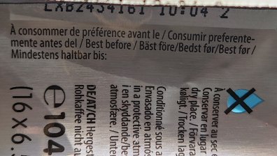 Сигнали за храни с изтекъл срок и съмнително качество покрай празниците