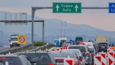 От началото на великденските празници досега са загинали 18 души по пътищата