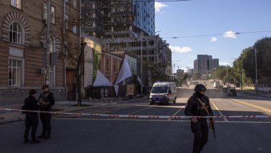 ЕК обмисля да предоставя по 1,5 млрд. евро на Украйна през 2023 г.