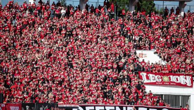 Феновете на ЦСКА: Заешките сърца катастрофираха тежко в най-важния момент