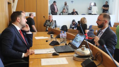 СОС заседава извънредно заради "Метрополитен" (СНИМКИ)