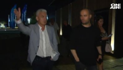 Волен Сидеров също на проверка за шума по морето